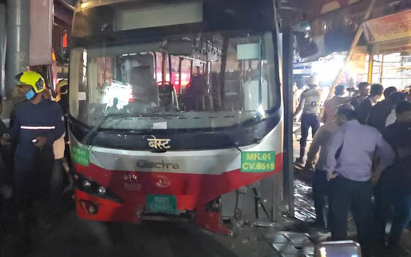 ممبئی: بھانڈوپ میں افسوسناک سڑک حادثہ، 4 افراد کی موت